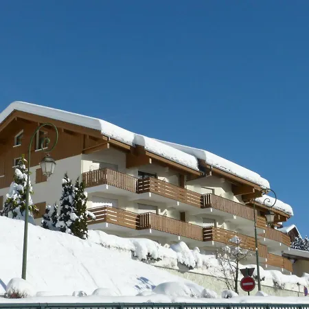 2 Pieces 4 Pers, Proximite Commerces, Garage Et Ascenseur - Fr-1-304-12 * La Clusaz