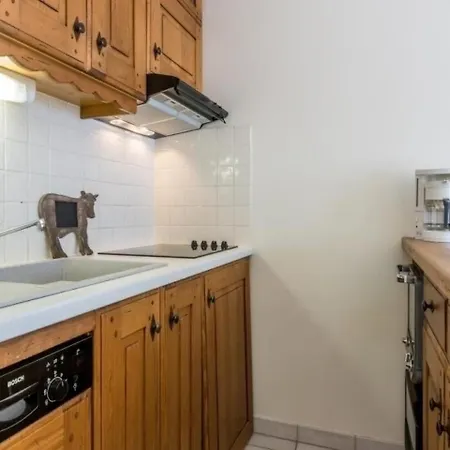 2 Pieces 4 Pers, Proximite Commerces, Garage Et Ascenseur - Fr-1-304-12 Apartment